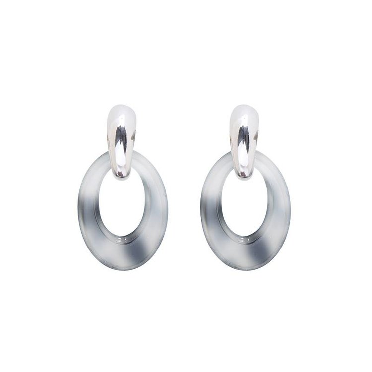 J.Y.M. Earrings Urban ovaal wit