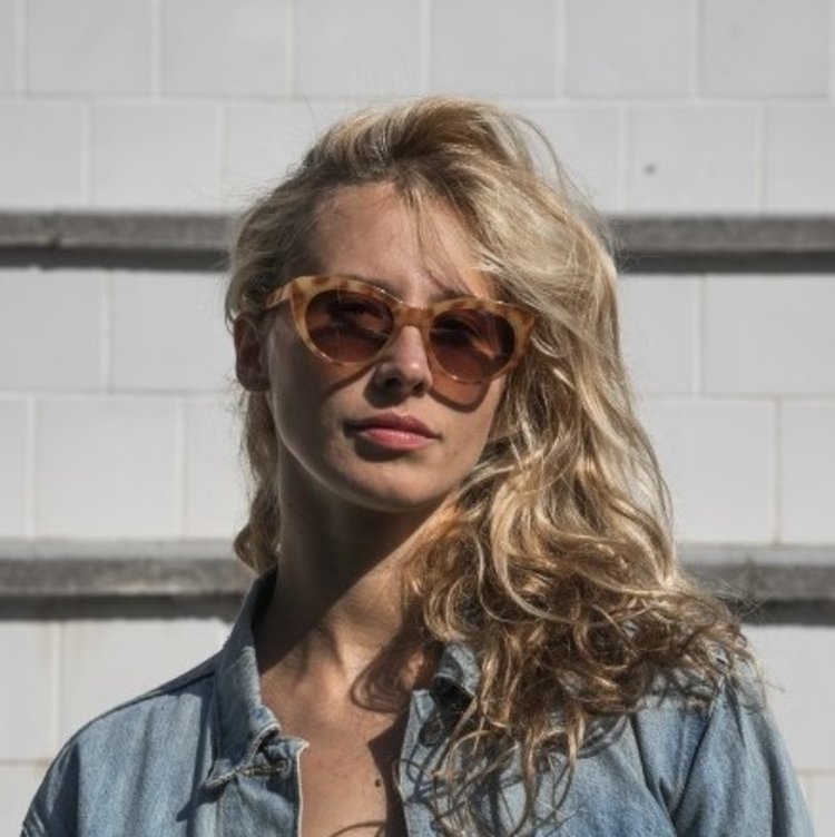 Charly Therapy Gigi Honey