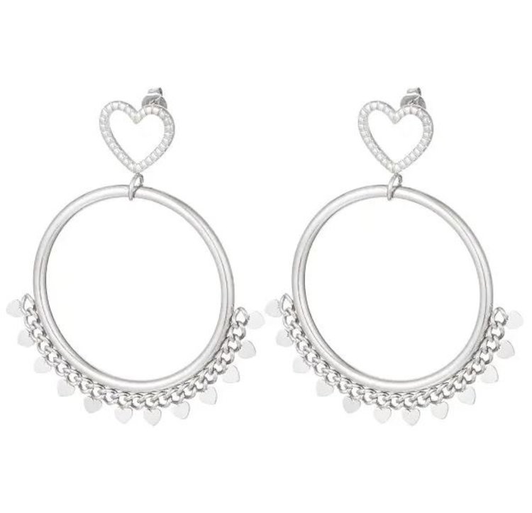 J.Y.M. Earrings with heart details