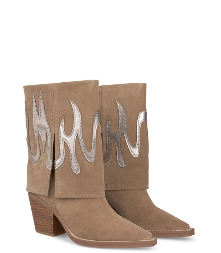 Alma en Pena Embroidered Fire Boot - vison