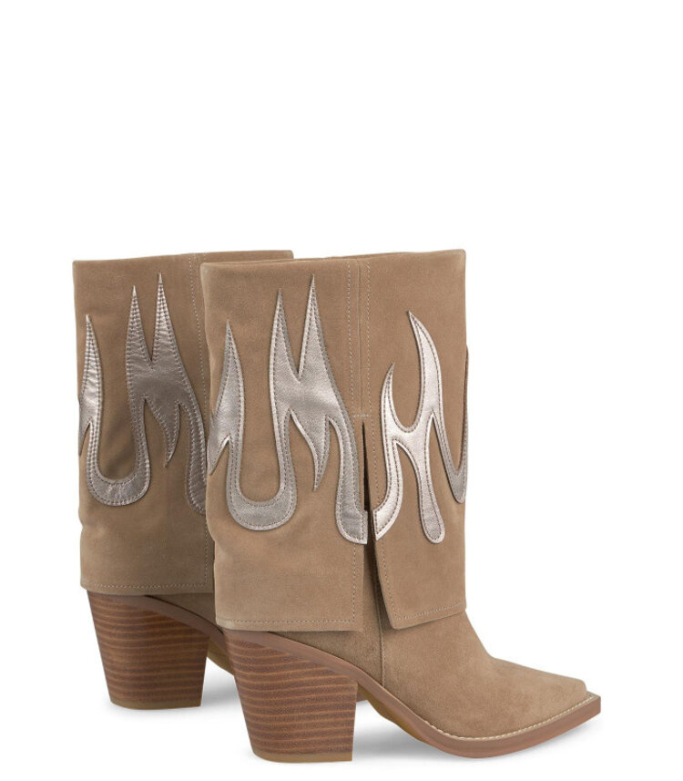 Alma en Pena Embroidered Fire Boot - vison