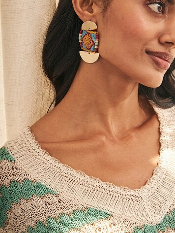 Ethnic Metal Earrings - gold