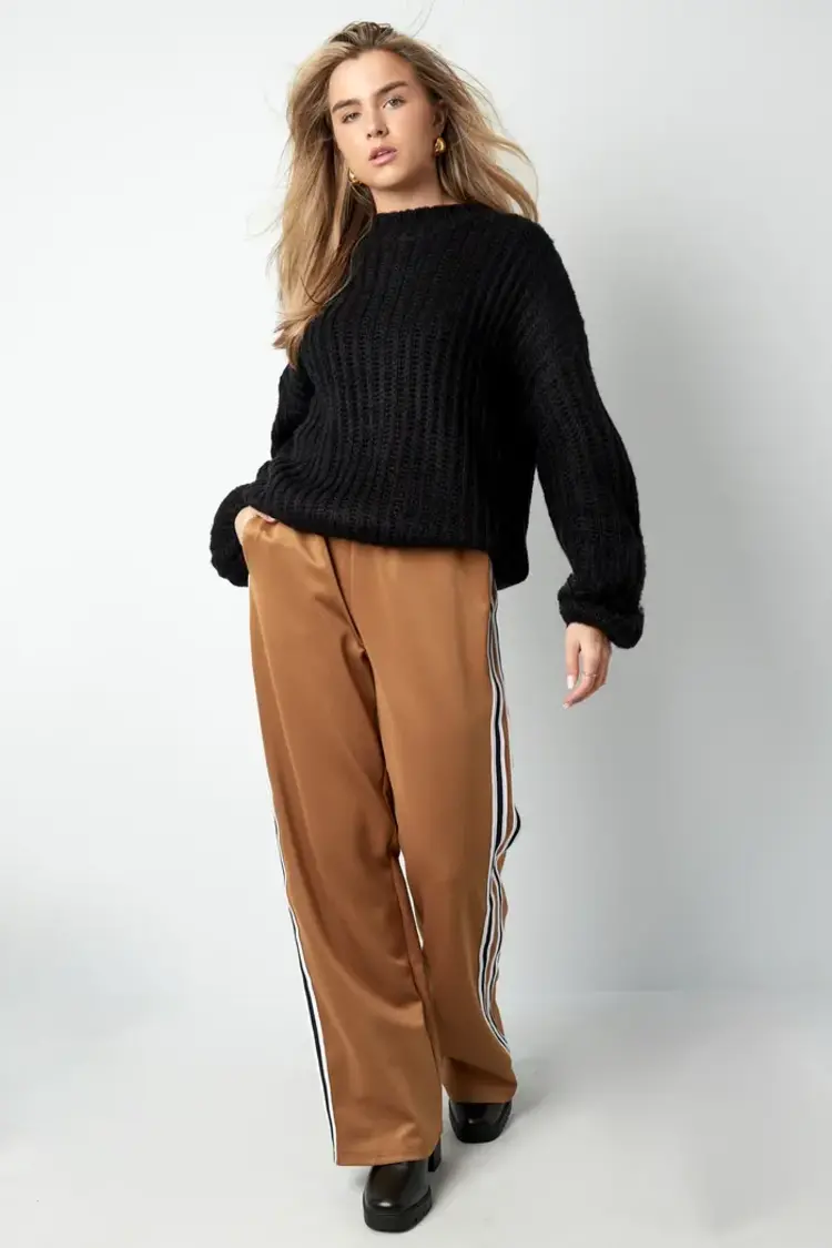 Everyday Classic knit -black