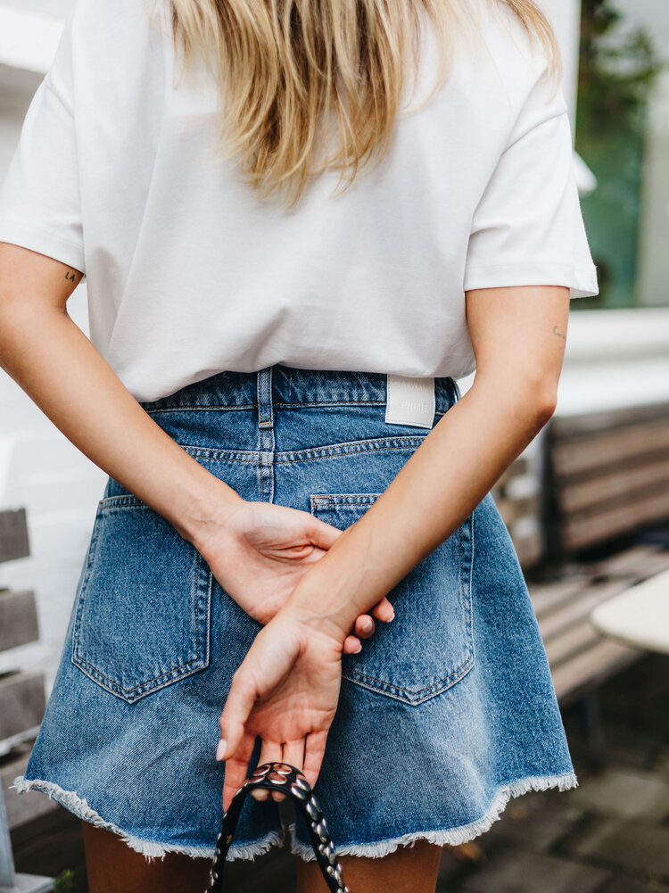Catwalk Junkie Loose fit denim shorts