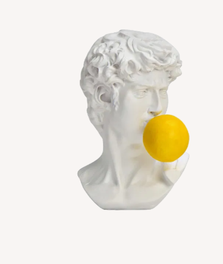 Davidbeeld met kauwgombal (B/H/D) 9x14x9cm - yellow