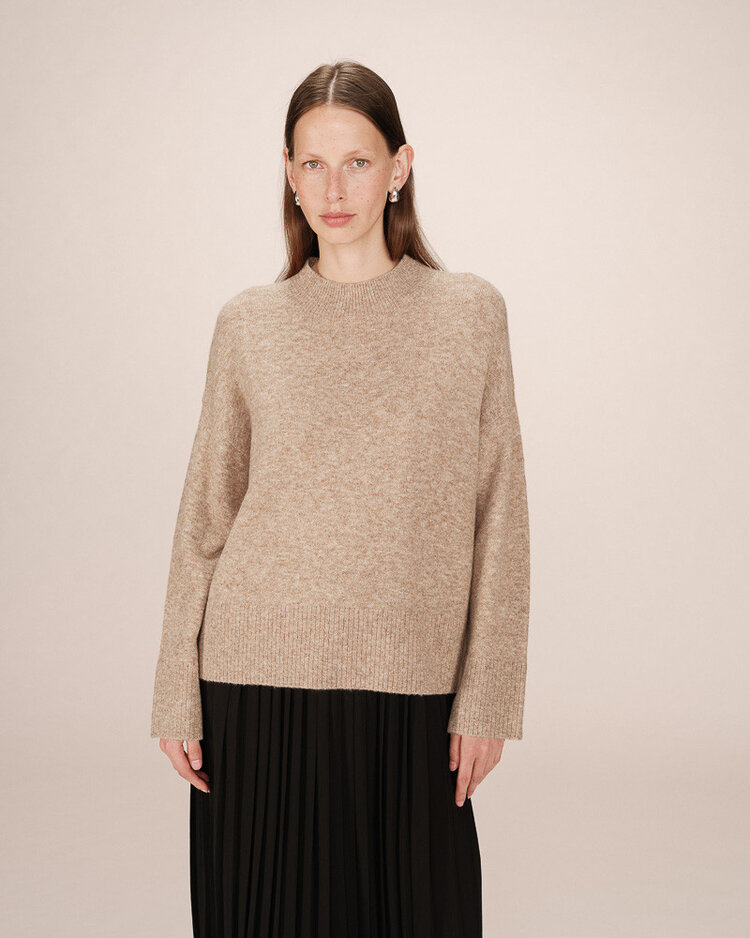 Grace & Mila Greige Salty Knit