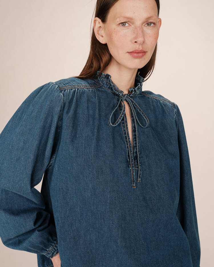 Grace & Mila Denim Blouse Salsa
