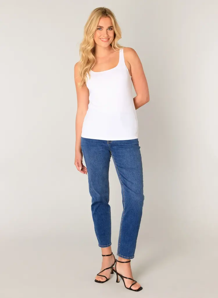 Base Level Yan Top - white