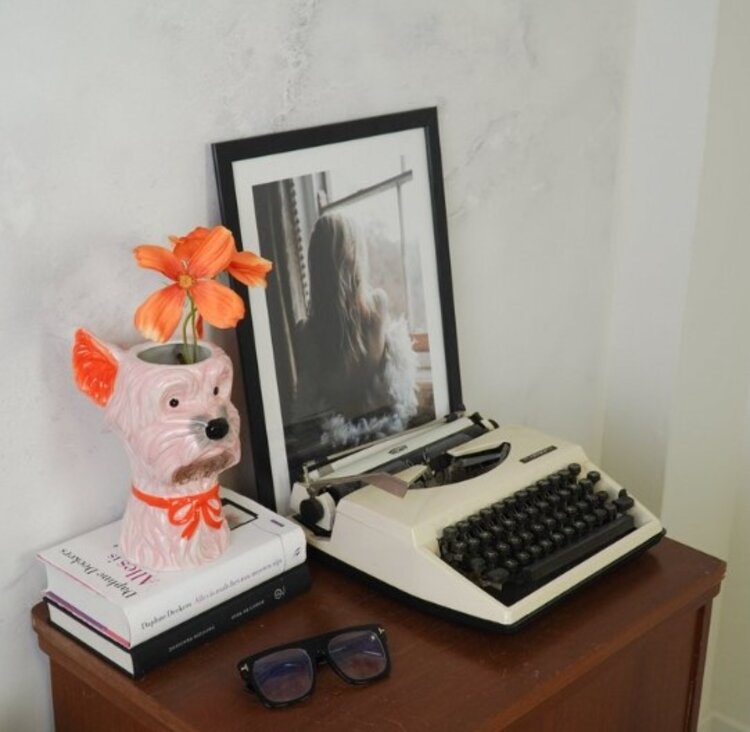 House Vitamin Vase -Flower Vase Dog - Pink/Orange - 14,5x13x23,5cm