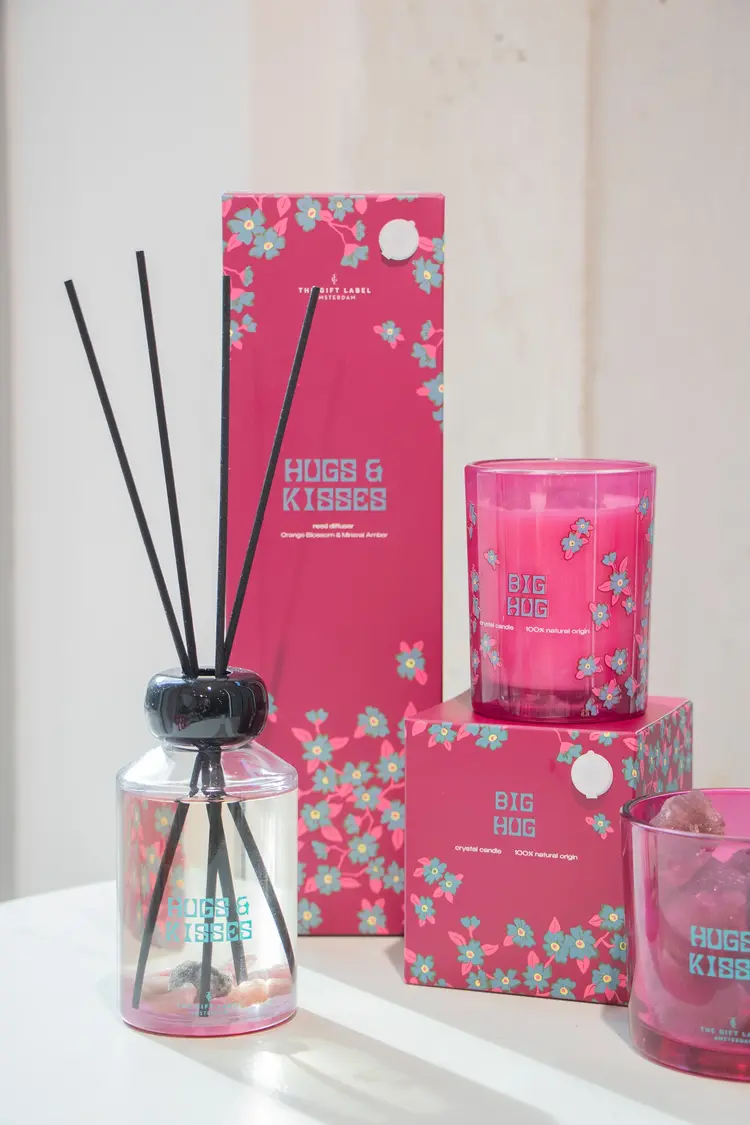 The Gift Label Amsterdam Crystal Candle 175gr - Big Hug - Naturals FW25