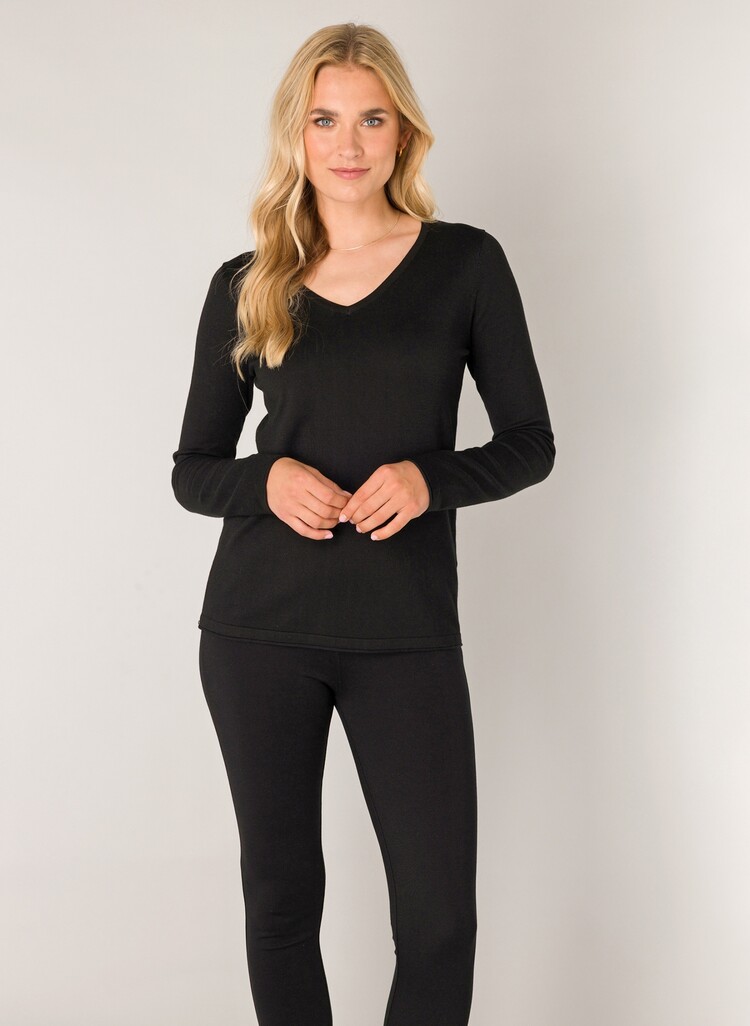 Base Level Yola knit - black