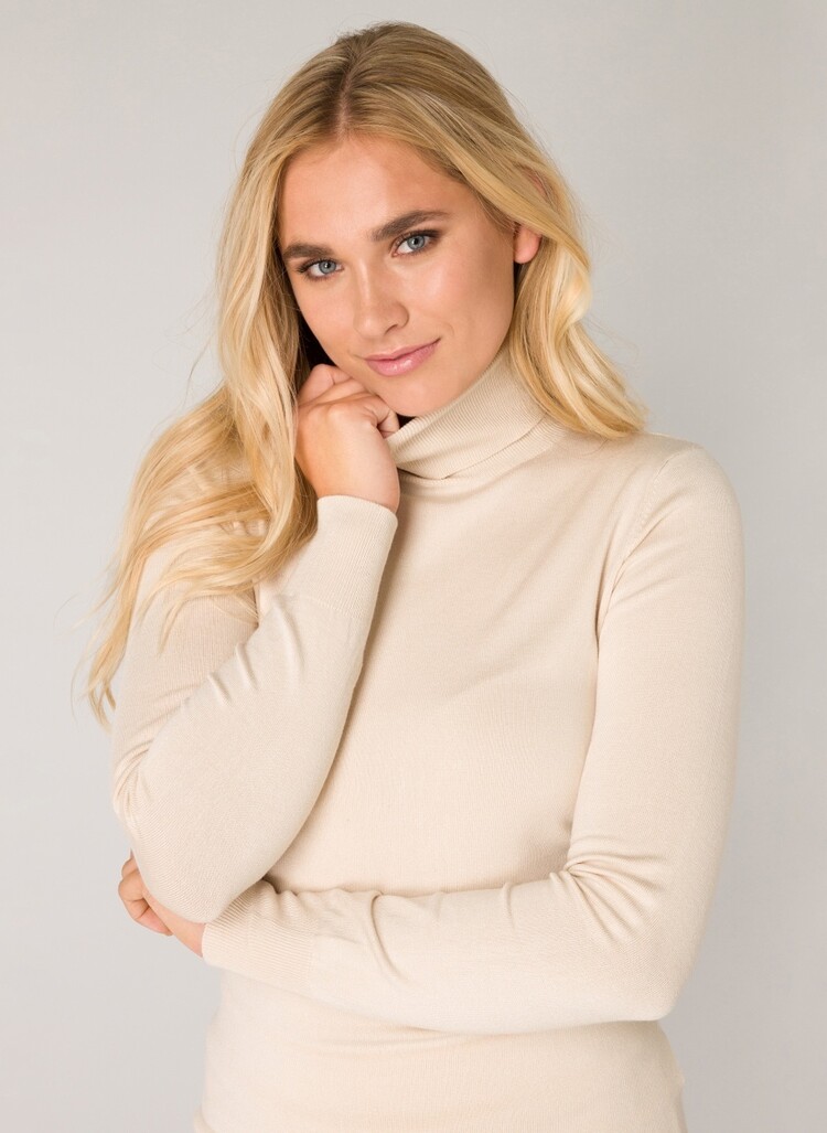 Base Level Yuen knit - light beige