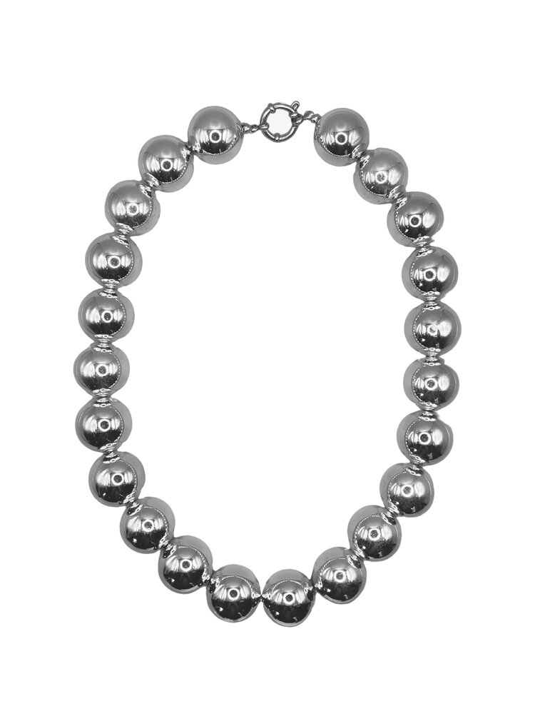 Catwalk Junkie Midnight Silver Necklace