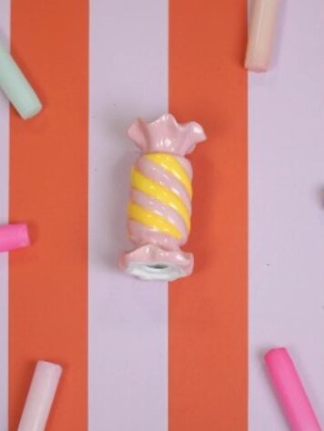 House Vitamin Candle Holder- Toffee Candy - Ceramic-Pink/ Yellow- 7,5x7,5x13 cm