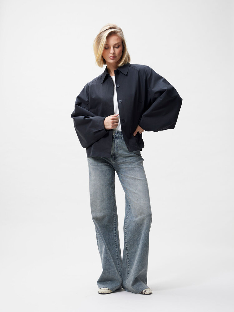 Catwalk Junkie Cape Jacket - black