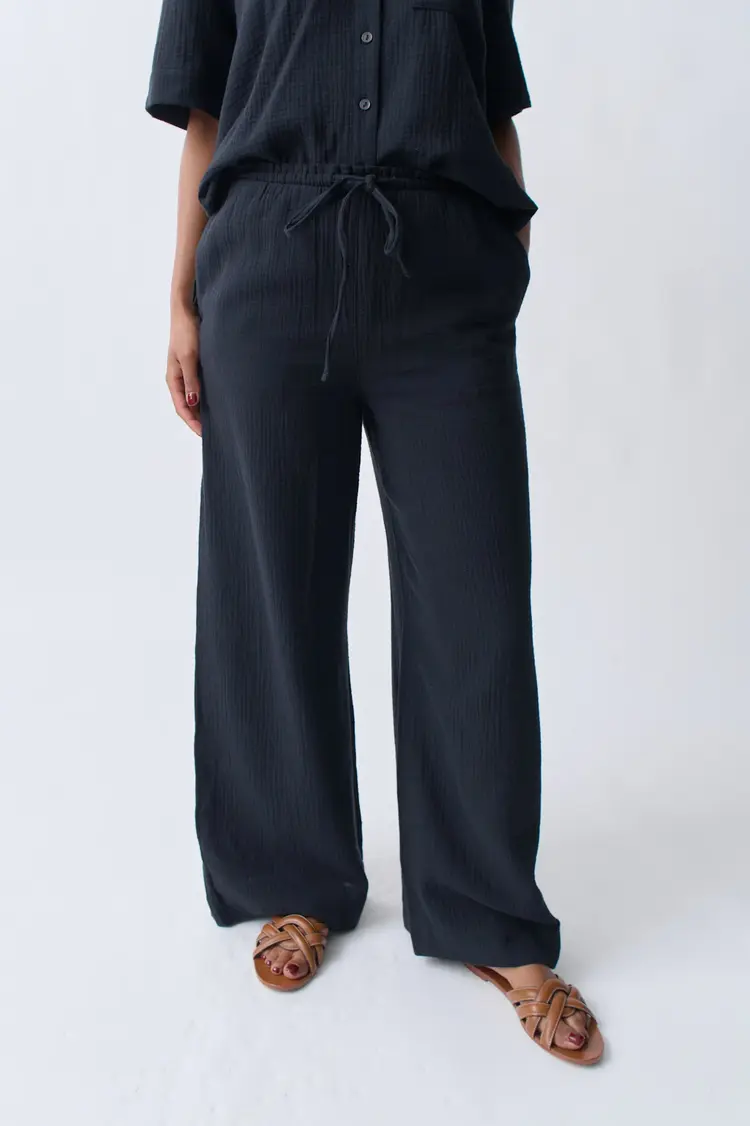 Gina Tricot Gauze trousers - black