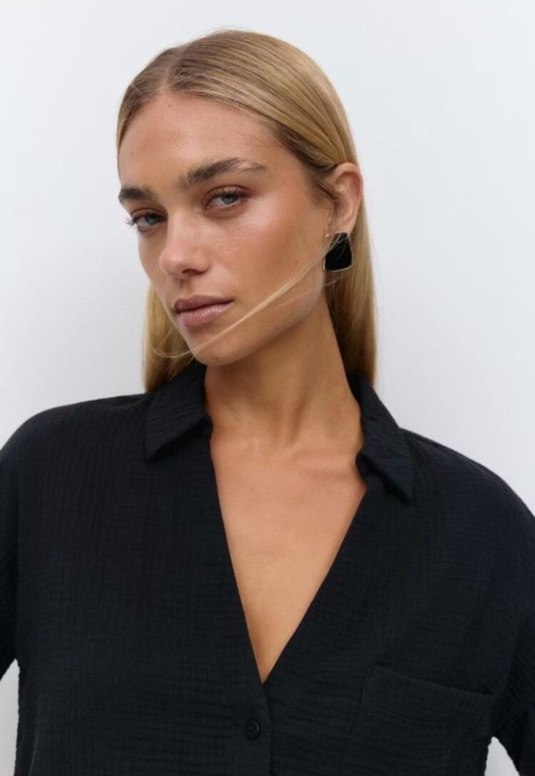 Gina Tricot Gauze short sleeve blouse - black