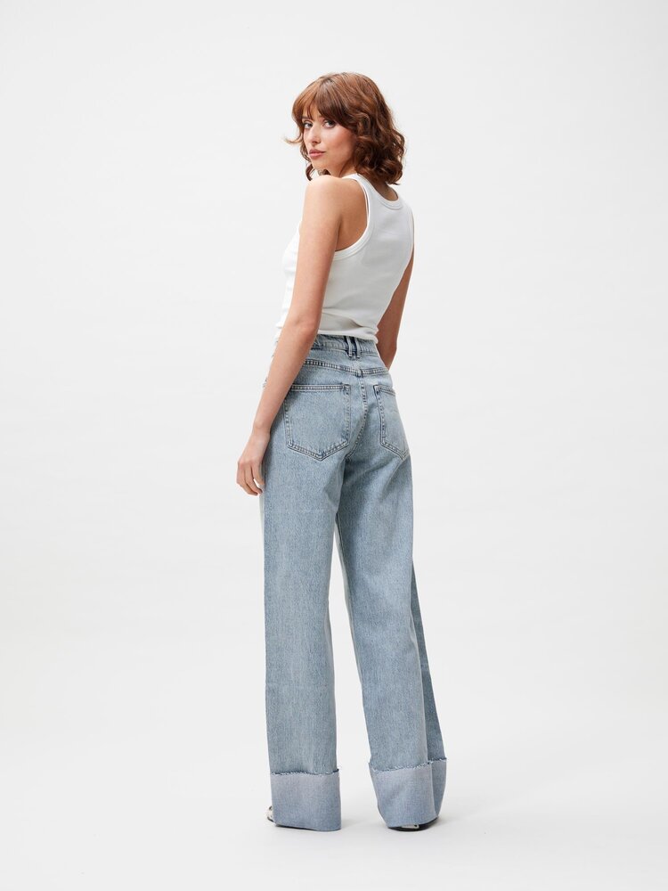 Catwalk Junkie Loose Fit Jeans With Fold - light bleu