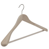Mantel / kostuumhanger (geknikt) beukenhout naturel ongelakt met schouderverbreding en anti-slip broeklat Mantel / kostuumhanger (geknikt) beukenhout naturel ongelakt met schouderverbreding en anti-slip broeklat
