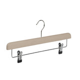 DE KLEDINGHANGER GIGANT Rok / broekhanger beukenhout naturel ongelakt met anti-slip knijpers DE KLEDINGHANGER GIGANT Rok / broekhanger beukenhout naturel ongelakt met anti-slip knijpers