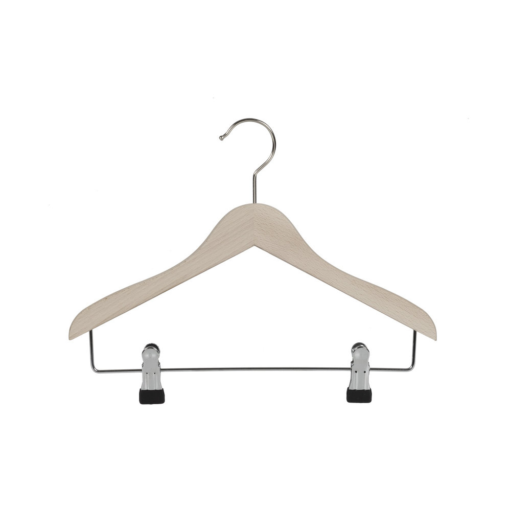 DE KLEDINGHANGER GIGANT Blouse / shirthanger (vlak) beukenhout naturel ongelakt met anti-slip knijpers DE KLEDINGHANGER GIGANT Blouse / shirthanger (vlak) beukenhout naturel ongelakt met anti-slip knijpers