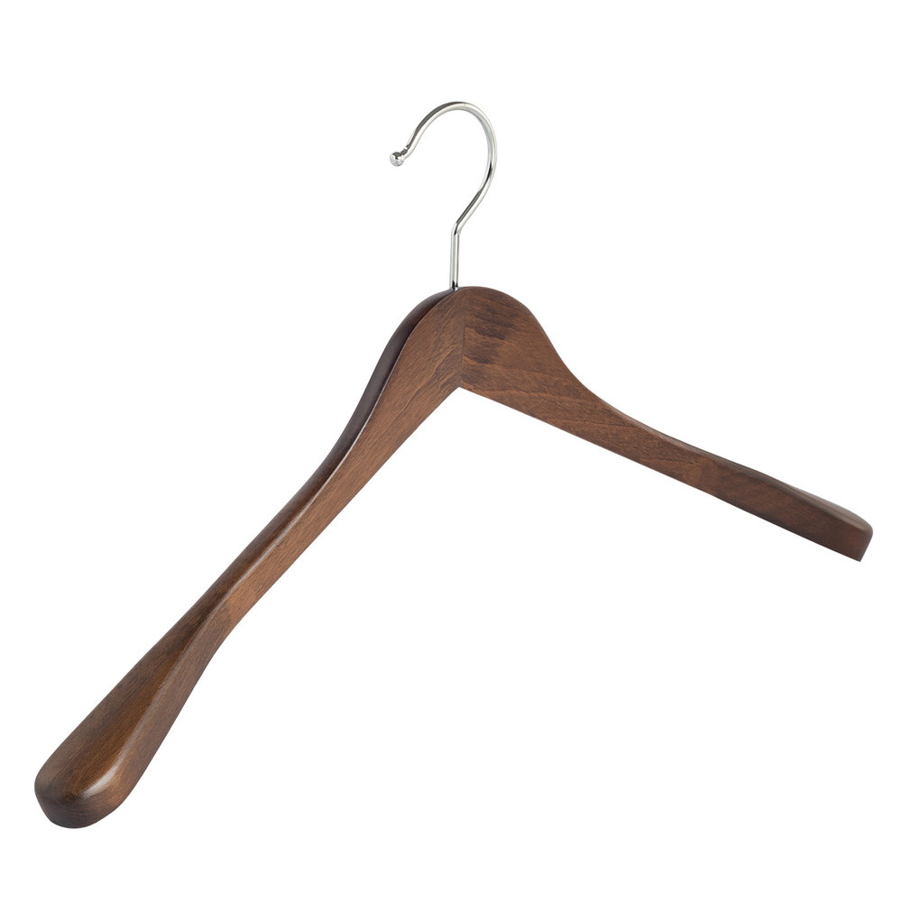 Mantel / kostuumhanger (geknikt) beukenhout walnoten gebeitst met schouderverbreding