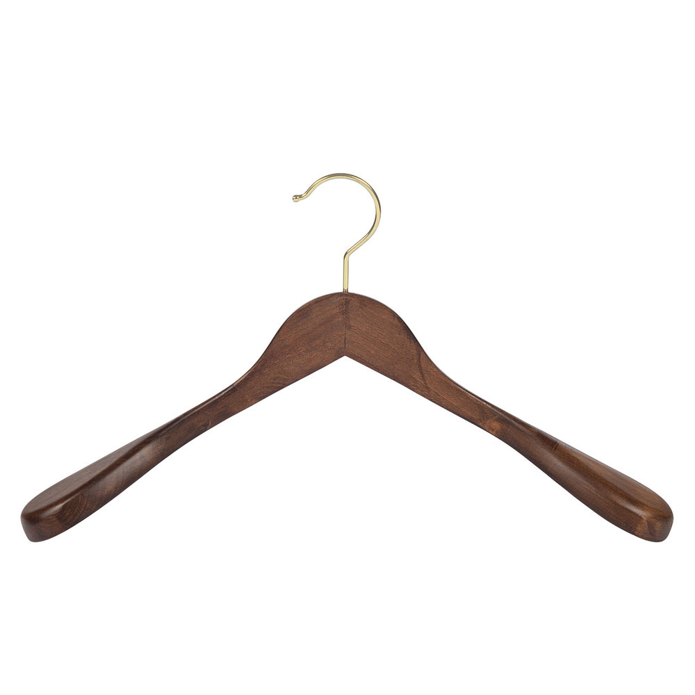 DE KLEDINGHANGER GIGANT Mantel / kostuumhanger (geknikt) beukenhout walnoten gebeitst met messinghaak en schouderverbreding