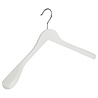 DE KLEDINGHANGER GIGANT Mantel / kostuumhanger (geknikt) lotushout wit gelakt met schouderverbreding DE KLEDINGHANGER GIGANT Mantel / kostuumhanger (geknikt) lotushout wit gelakt met schouderverbreding