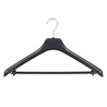 Mantel / kostuumhanger kunststof zwart met schouderverbreding en anti-slip broeklat, 45 cm Mantel / kostuumhanger kunststof zwart met schouderverbreding en anti-slip broeklat, 45 cm