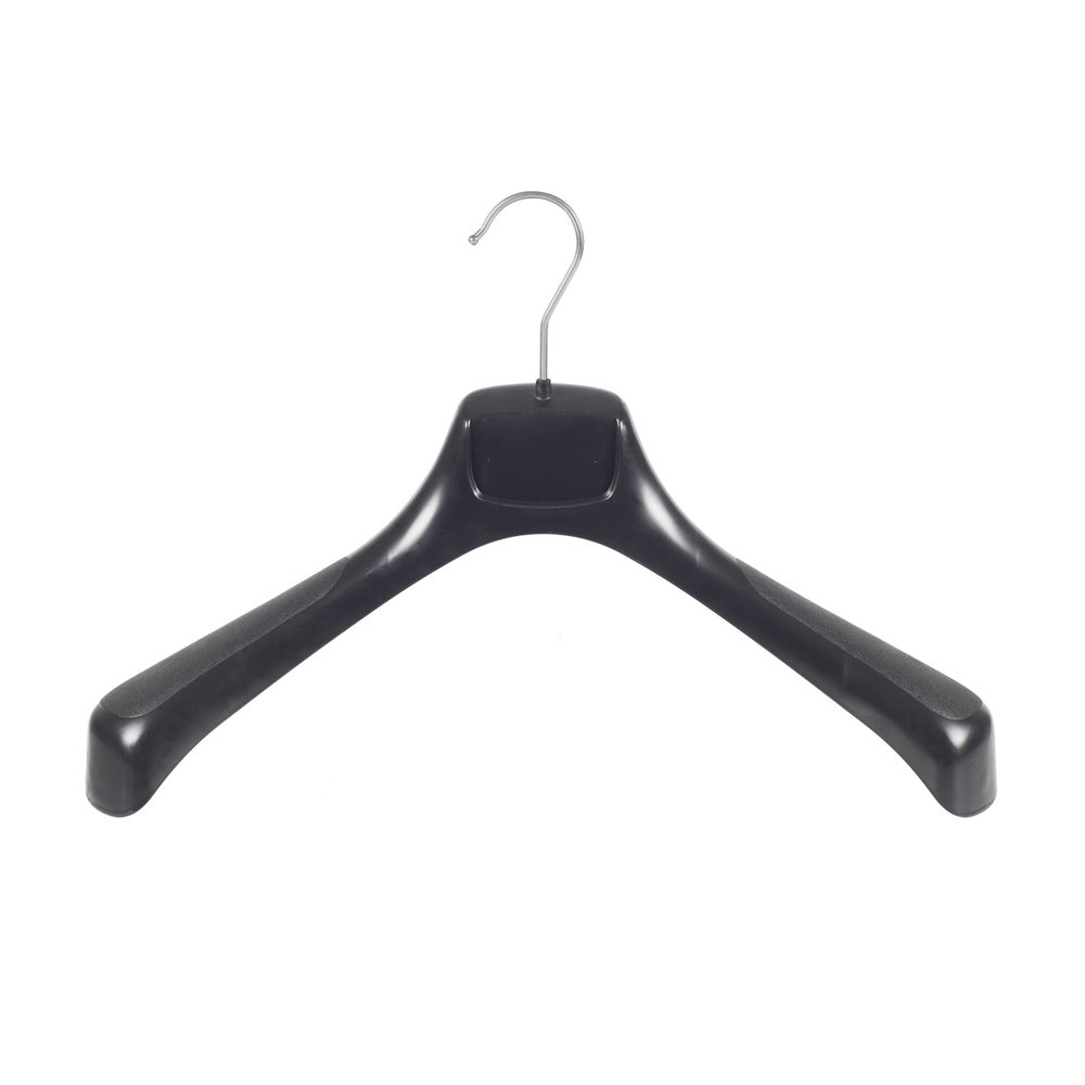 Mantel / kostuumhanger (gebogen) kunststof zwart met schouderverbreding Mantel / kostuumhanger (gebogen) kunststof zwart met schouderverbreding