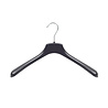 Mantel / kostuumhanger kunststof zwart met schouderverbreding, 38 cm Mantel / kostuumhanger kunststof zwart met schouderverbreding, 38 cm
