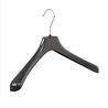 SER-VIZ Mantel / kostuumhanger (gebogen) kunststof zwart met schouderverbreding SER-VIZ Mantel / kostuumhanger (gebogen) kunststof zwart met schouderverbreding
