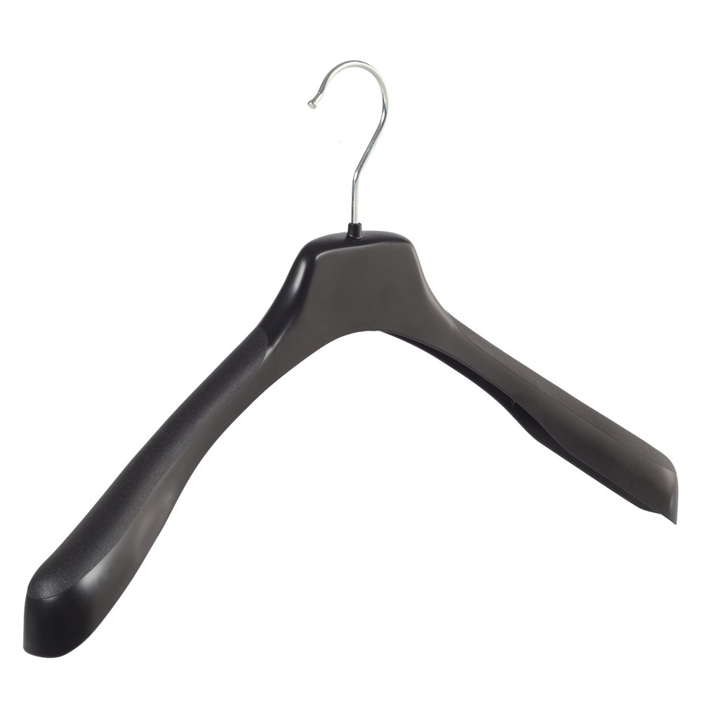 Mantel / kostuumhanger (gebogen) kunststof zwart met schouderverbreding (gebruikt)