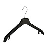 Mantel / kostuumhanger kunststof zwart met schouderverbreding, 38 cm (gebruikt) Mantel / kostuumhanger kunststof zwart met schouderverbreding, 38 cm (gebruikt)