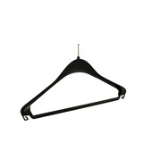 Mantel / kostuumhanger (gebogen) kunststof zwart (anti-diefstal zonder ring) met schouderverbreding en broeklat Mantel / kostuumhanger (gebogen) kunststof zwart (anti-diefstal zonder ring) met schouderverbreding en broeklat