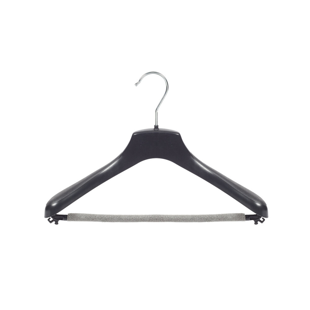 Mantel / kostuumhanger (gebogen) kunststof zwart met schouderverbreding en anti-slip broeklat (2 mm schuim) Mantel / kostuumhanger (gebogen) kunststof zwart met schouderverbreding en anti-slip broeklat (2 mm schuim)