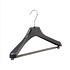 Mantel / kostuumhanger (gebogen) kunststof zwart met schouderverbreding en anti-slip broeklat (2 mm schuim)