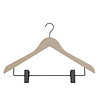 DE KLEDINGHANGER GIGANT Blouse / shirthanger (geknikt) beukenhout naturel ongelakt met zwarte haak en anti-slip knijpers DE KLEDINGHANGER GIGANT Blouse / shirthanger (geknikt) beukenhout naturel ongelakt met zwarte haak en anti-slip knijpers