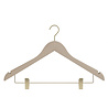 DE KLEDINGHANGER GIGANT Blouse / shirthanger (geknikt) beukenhout naturel ongelakt met messinghaak, rokinkepingen en anti-slip knijpers DE KLEDINGHANGER GIGANT Blouse / shirthanger (geknikt) beukenhout naturel ongelakt met messinghaak, rokinkepingen en anti-slip knijpers