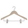 DE KLEDINGHANGER GIGANT Blouse / shirthanger (vlak) beukenhout naturel ongelakt met mat nikkel haak, rokinkepingen en anti-slip knijpers DE KLEDINGHANGER GIGANT Blouse / shirthanger (vlak) beukenhout naturel ongelakt met mat nikkel haak, rokinkepingen en anti-slip knijpers
