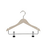 De Kledinghanger Gigant Kinderhanger beukenhout naturel ongelakt met rokinkepingen en knijperlat, 34 cm De Kledinghanger Gigant Kinderhanger beukenhout naturel ongelakt met rokinkepingen en knijperlat, 34 cm