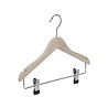 De Kledinghanger Gigant Kinderhanger beukenhout naturel ongelakt met rokinkepingen en knijperlat, 34 cm De Kledinghanger Gigant Kinderhanger beukenhout naturel ongelakt met rokinkepingen en knijperlat, 34 cm