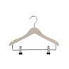 De Kledinghanger Gigant Kinderhanger beukenhout naturel ongelakt met rokinkepingen en knijperlat, 34 cm De Kledinghanger Gigant Kinderhanger beukenhout naturel ongelakt met rokinkepingen en knijperlat, 34 cm
