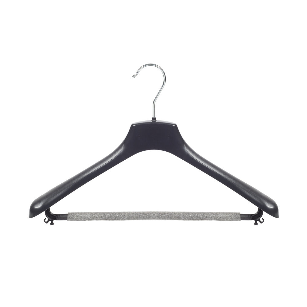 Mantel / kostuumhanger kunststof zwart met schouderverbreding en anti-slip broeklat (2 mm schuim), 38 cm Mantel / kostuumhanger kunststof zwart met schouderverbreding en anti-slip broeklat (2 mm schuim), 38 cm