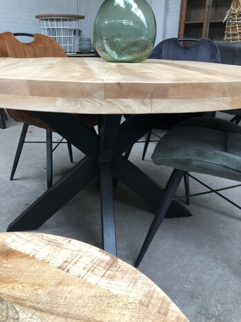 WK Home Ronde eettafel 150  mango hout natural met spinpoot