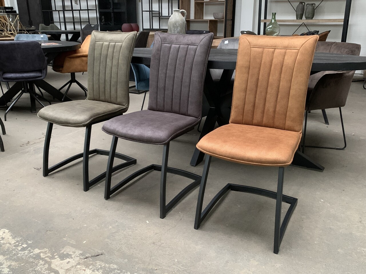 WK Home Stoel Olivia3 kleuren