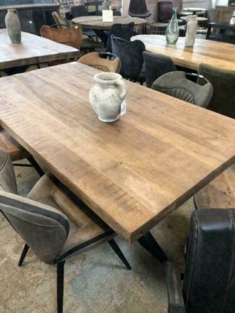 WK Home Eettafel Vigo brown mango spinpoot 200