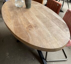 WK Home Ovale eettafel 180 Strong