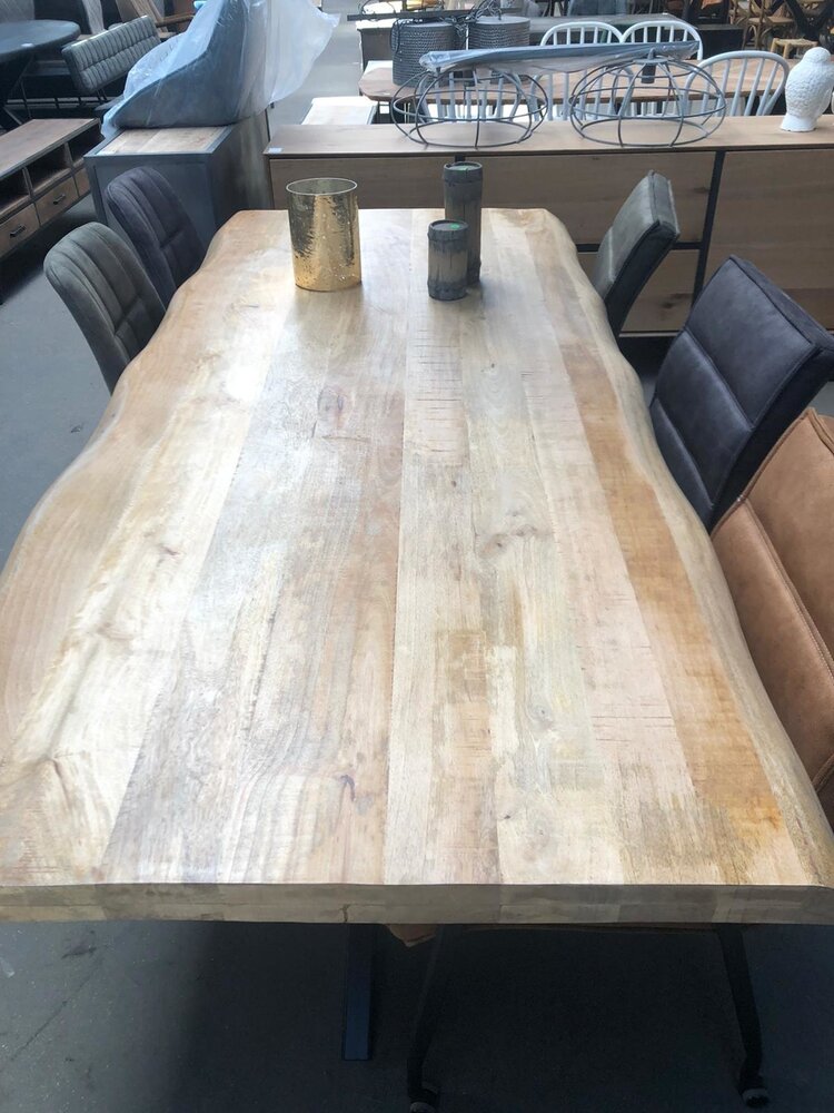 WK Home Boomstam tafel Gerona mango