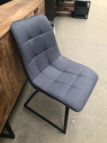 WK Home Stoel Nika antraciet swingframe